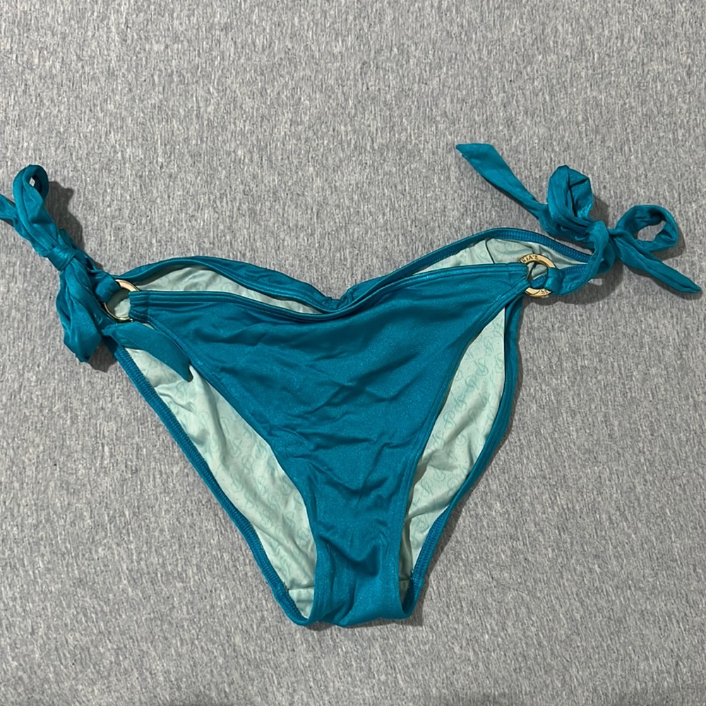 Victoria’s Secret bikini bottoms